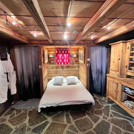 Hotel Les Chalets De Philippe Avec Jacuzzis Privatifs Chamonix Exterior foto