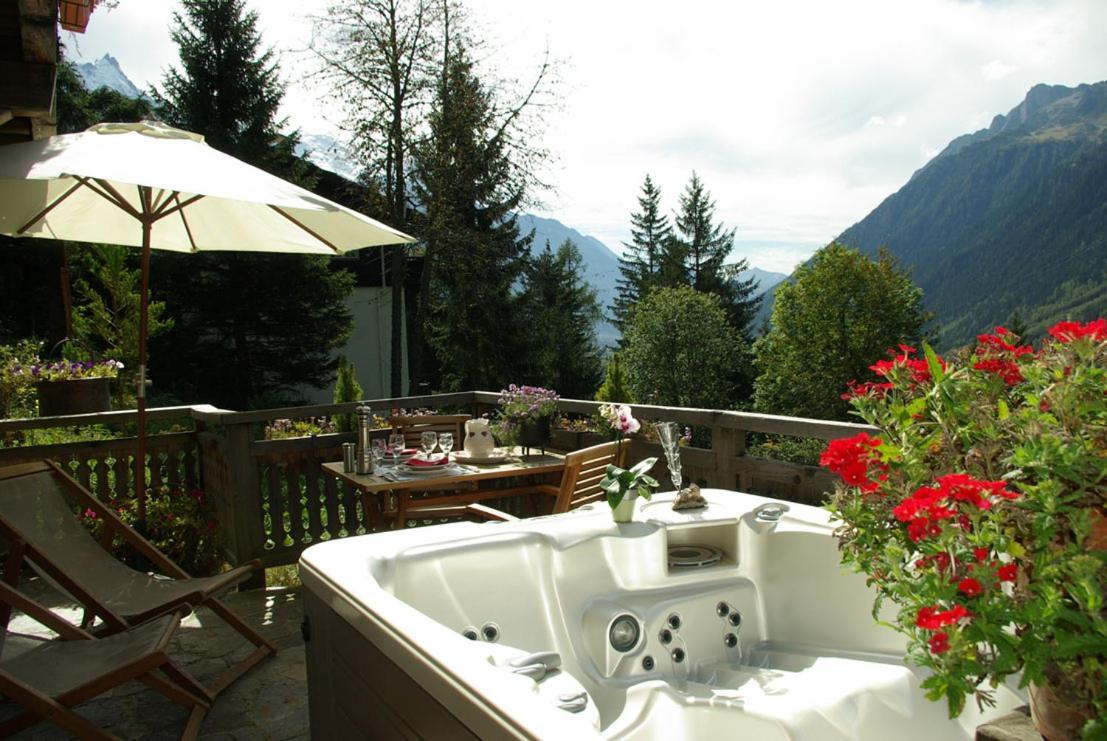 Hotel Les Chalets De Philippe Avec Jacuzzis Privatifs Chamonix Exterior foto
