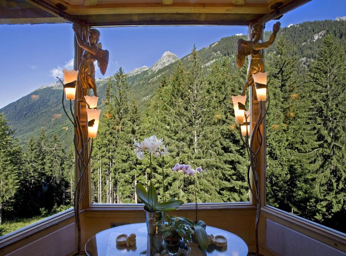 Hotel Les Chalets De Philippe Avec Jacuzzis Privatifs Chamonix Exterior foto