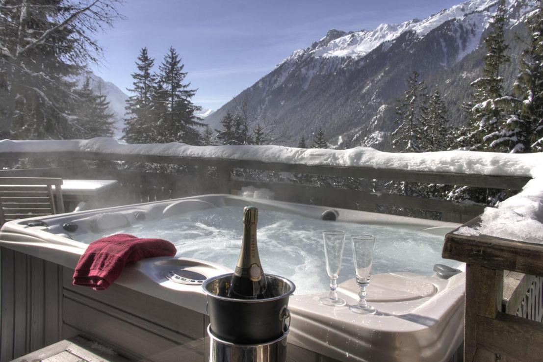Hotel Les Chalets De Philippe Avec Jacuzzis Privatifs Chamonix Exterior foto