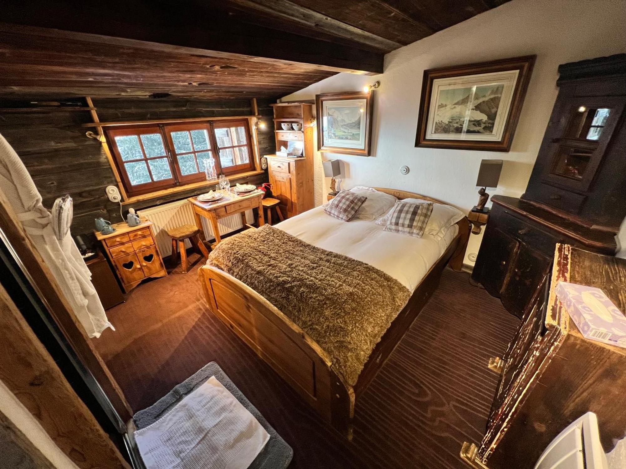 Hotel Les Chalets De Philippe Avec Jacuzzis Privatifs Chamonix Exterior foto
